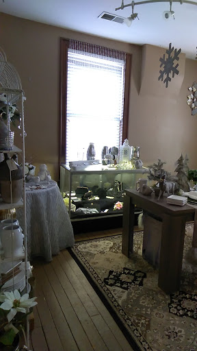 Gift Shop «Flowers In the Attic», reviews and photos, 7505 Saltsburg Rd, Pittsburgh, PA 15235, USA