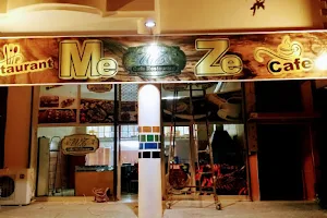 MeZe cafe restorant image