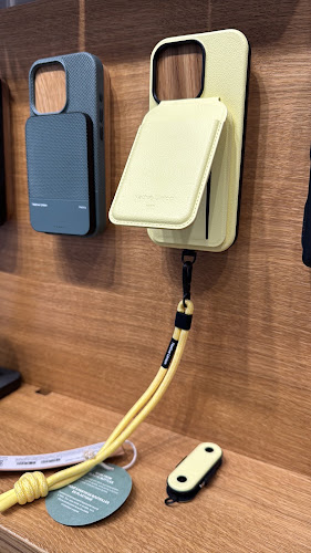 איי לאב פון - רמת אביב i love phone - חנות טלפונים סלולריים