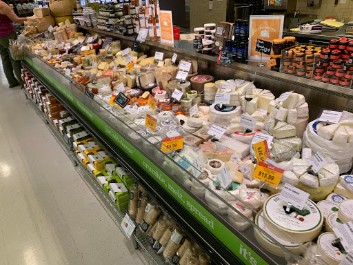 Gourmet Grocery Store «Metropolitan Market Magnolia», reviews and photos, 3830 34th Ave W, Seattle, WA 98199, USA