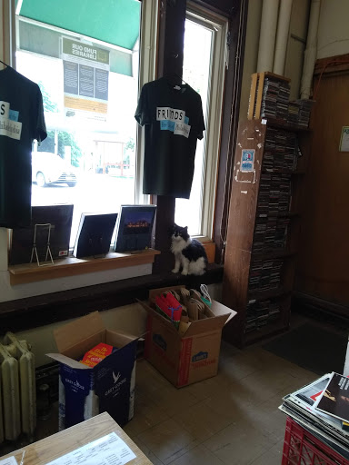 Used Book Store «Book Corner», reviews and photos