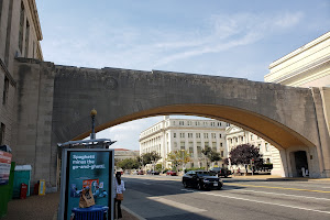 Pedestrian Arch, U.S. Department of Agriculture