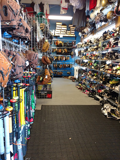 Sporting Goods Store «Play It Again Sports-Buckhead», reviews and photos, 3872 Roswell Rd NE, Atlanta, GA 30342, USA