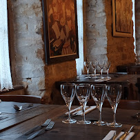 Atmosphère du Restaurant français La Vieille Auberge restaurant Sivry-Courtry (77 Proche Melun / Fontainebleau / Vaux le vicomte) - n°2