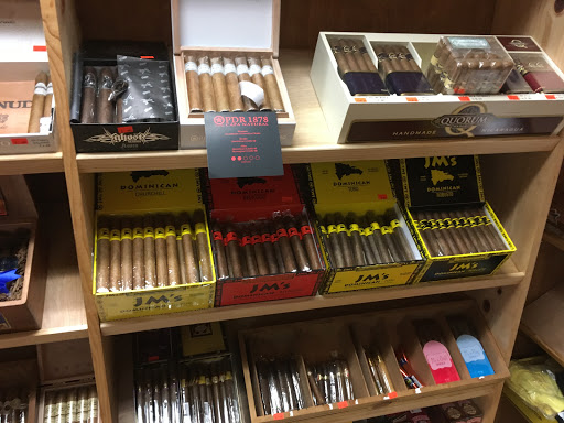 Tobacco Shop «Windy Smoke Shop», reviews and photos, 4815 E Main St #14, Mesa, AZ 85205, USA