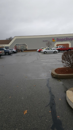 Grocery Store «Stop & Shop», reviews and photos, 155 Boston Post Rd, Waterford, CT 06385, USA