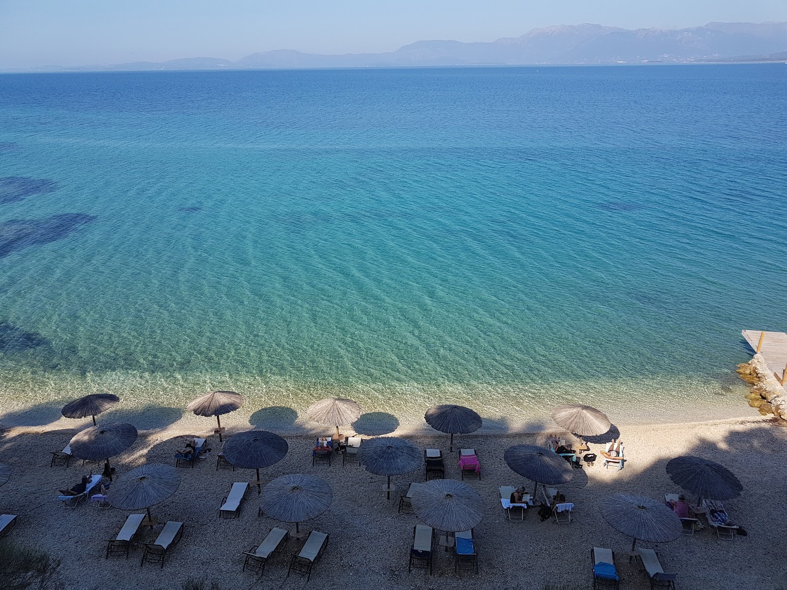 Φωτογραφία του Sunrise beach με μικρός κόλπος