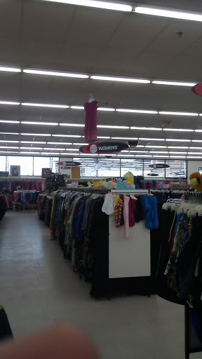 Thrift Store «Value World», reviews and photos, 11900 Detroit Ave, Lakewood, OH 44107, USA