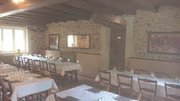 Atmosphère du Restaurant français Le Moulin de Chevillou à Saint-Gence - n°8