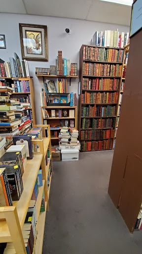 Used Book Store «Dragon Castle Books», reviews and photos, 3142 N Rainbow Blvd, Las Vegas, NV 89108, USA