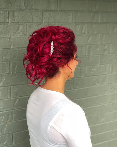 Hair Removal Service «Rau Salon», reviews and photos, 316 N Lake Ave # A, Twin Lakes, WI 53181, USA