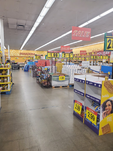 Grocery Store «Food 4 Less», reviews and photos, 2090 S Garey Ave, Pomona, CA 91766, USA