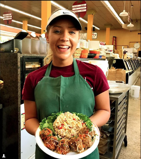 Grocery Store «Harvest Fresh Grocery & Deli», reviews and photos, 251 NE 3rd St, McMinnville, OR 97128, USA