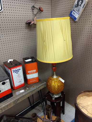 Antique Store «National Road Antique Mall», reviews and photos, 39 W Main St, Cambridge City, IN 47327, USA