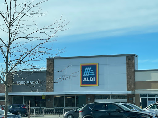 Supermarket «ALDI», reviews and photos, 270 Amherst St, Nashua, NH 03063, USA