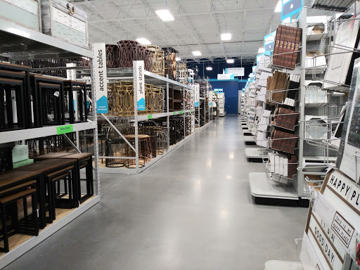 Home Goods Store «At Home», reviews and photos, 5000 S Arizona Mills Cir #313, Tempe, AZ 85282, USA