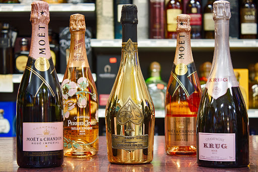 Wine Store «Luekens Liquors», reviews and photos, 944 Patricia Ave, Dunedin, FL 34698, USA