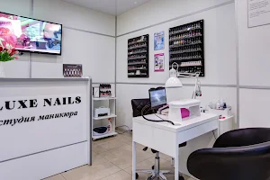 Салон красоты Luxe Nails & beauty image