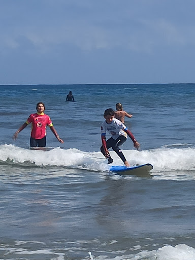 Escuela de Surf LLANES GARDEN y alquiler de bicis en Llanes