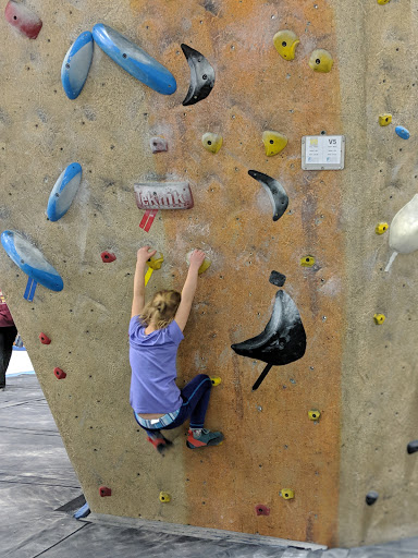 Rock Climbing Gym «Central Rock Gym», reviews and photos, 259 Eastern Blvd, Glastonbury, CT 06033, USA