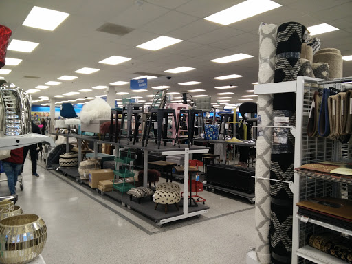 Clothing Store «Ross Dress for Less», reviews and photos, 5830 Kingstowne Center, Kingstowne, VA 22315, USA