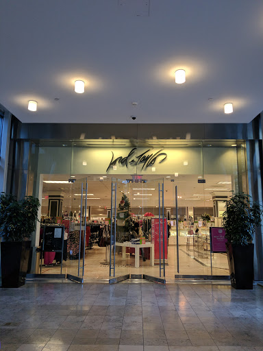 Department Store «Lord & Taylor», reviews and photos, 760 Boylston St, Boston, MA 02199, USA