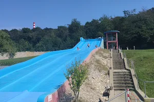 Summer Swimming Pool Rosnička image