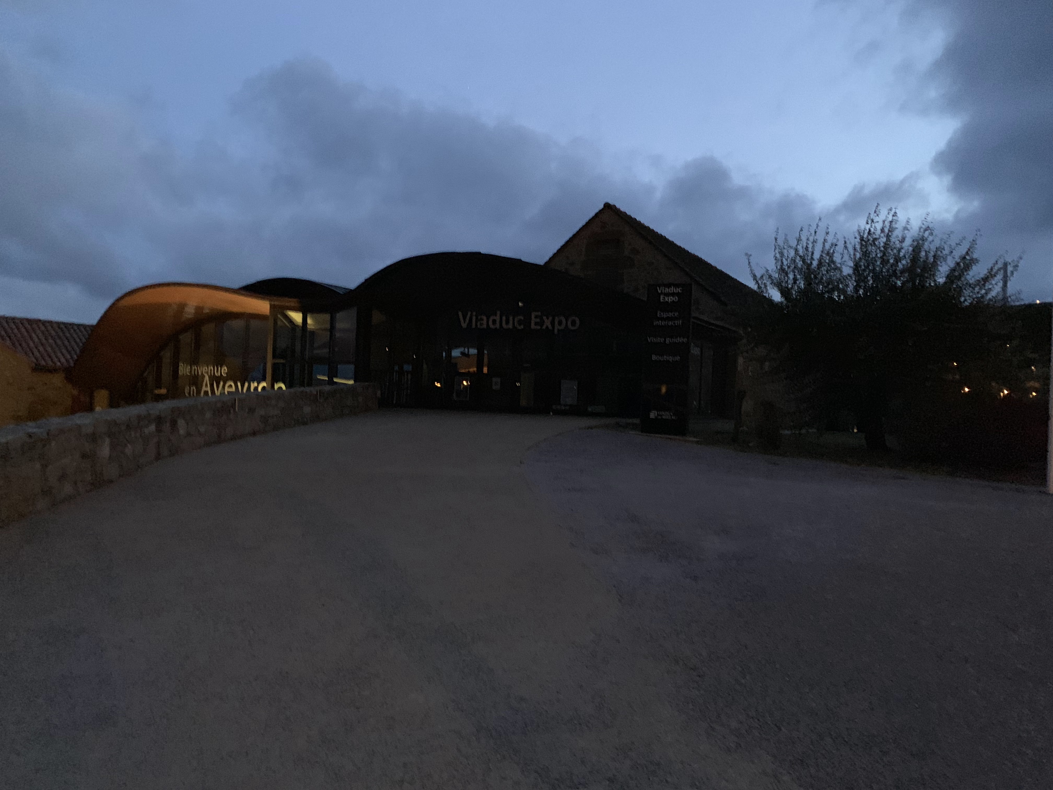 Photo n° 12 de l'avis de Fowzer. fait le 08/12/2018 à 00:42