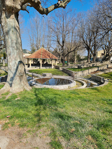 Lavoir de St bonnet du gard à Saint-Bonnet-du-Gard