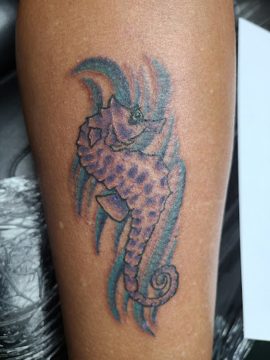 Tattoo Shop «Resurrection Ink Tattoos and Body Piercing», reviews and photos, 310 E Montgomery Cross Rd, Savannah, GA 31406, USA