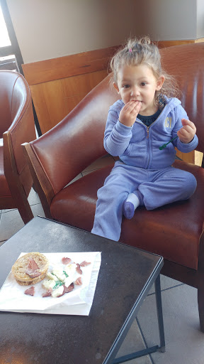 Coffee Shop «Starbucks», reviews and photos, 356 N Marketplace Dr, Centerville, UT 84014, USA