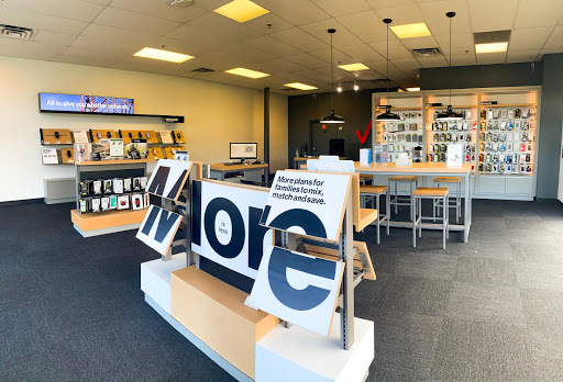 Cell Phone Store «Verizon Authorized Retailer - Wireless Zone», reviews and photos, 3836 150th St W, Rosemount, MN 55068, USA