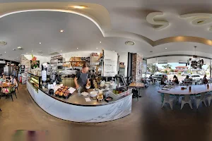 Foodies Cafe image