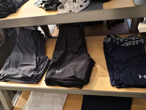 Clothing Store «Under Armour Brand House», reviews and photos, 7977 Tysons Corner Center, Tysons, VA 22102, USA