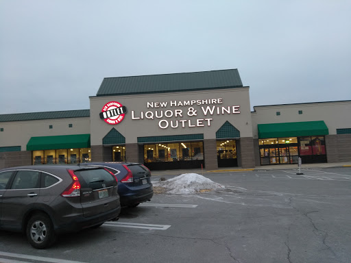 State Liquor Store «NH Liquor & Wine Outlet», reviews and photos, 294 Daniel Webster Hwy, Nashua, NH 03060, USA