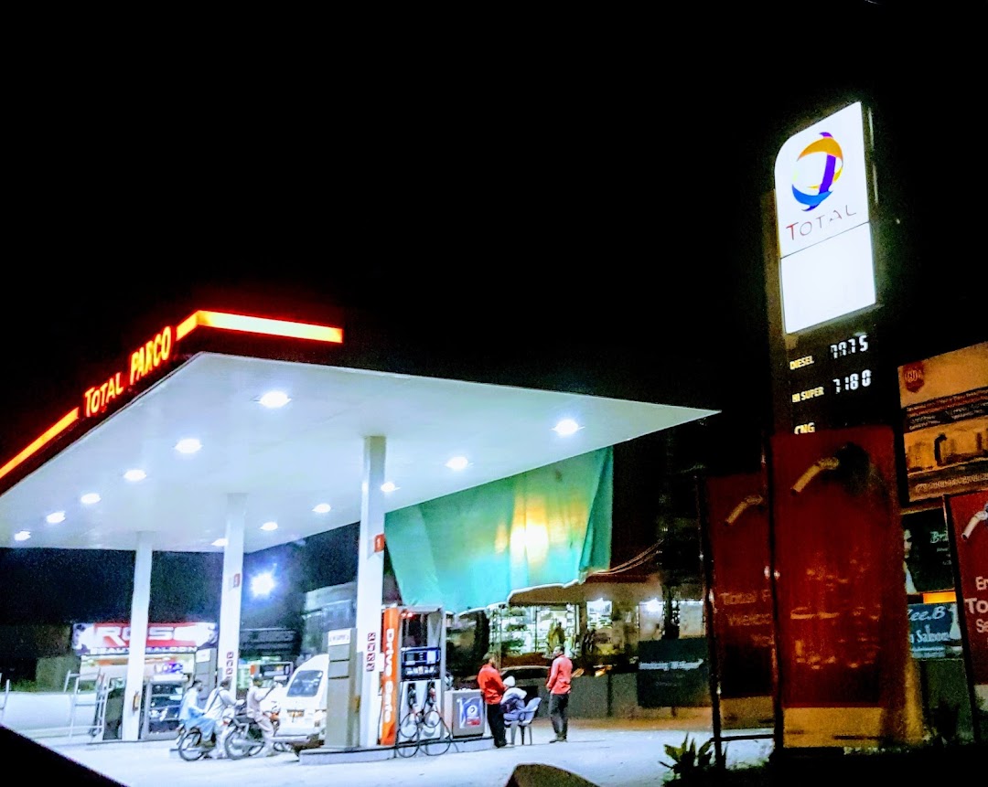 9-5 CANAL SS- Total Petrol Station