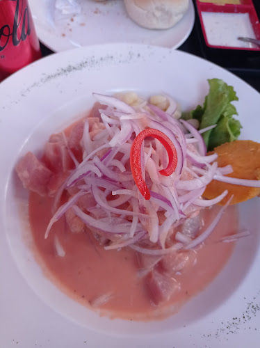 Comentarios y opiniones de Ikaro Restaurant, Gastronomía Peruana y Internacional