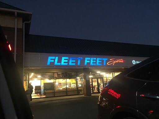 Sporting Goods Store «Fleet Feet Sports Columbus», reviews and photos, 1270 E Powell Rd, Lewis Center, OH 43035, USA