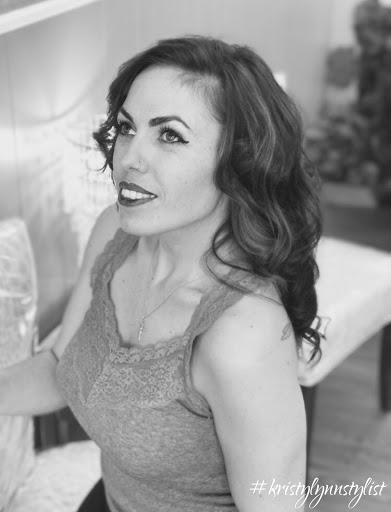 Hair Salon «Hollywood Hair Salon», reviews and photos, 693 Ling Rd, Rochester, NY 14612, USA