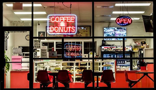 Royal Jelly Donuts, 762 Admiral Callaghan Ln B, Vallejo, CA 94591, USA, 