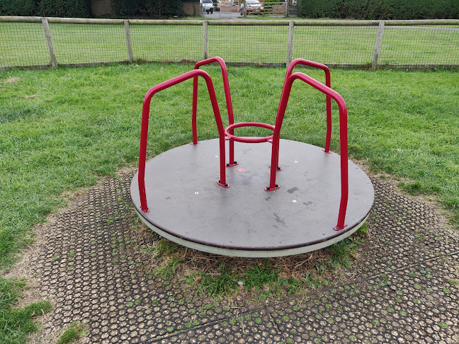 Comments and reviews of Duncroft Road Play Area
