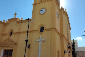 Templo Parroquial de las tres Avemarías. Iglesia San Buenaventura Capuchinos. image