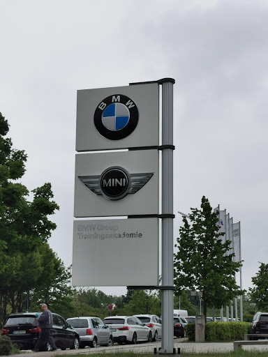 BMW Group Training Academy