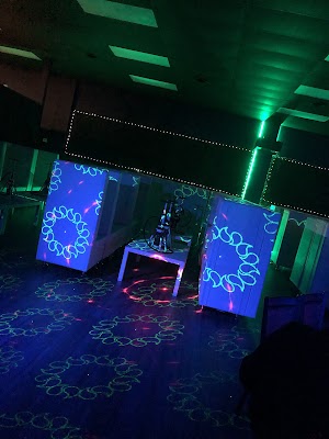 Oasis Lounge - photo 8