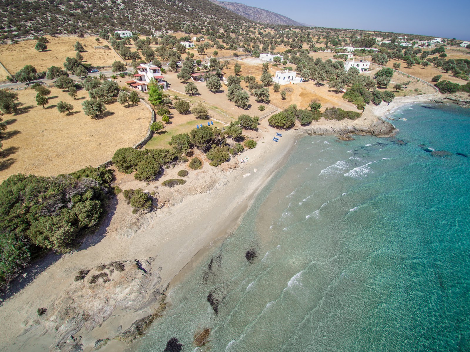 Foto van Psili Ammos Strand met turquoise puur water oppervlakte