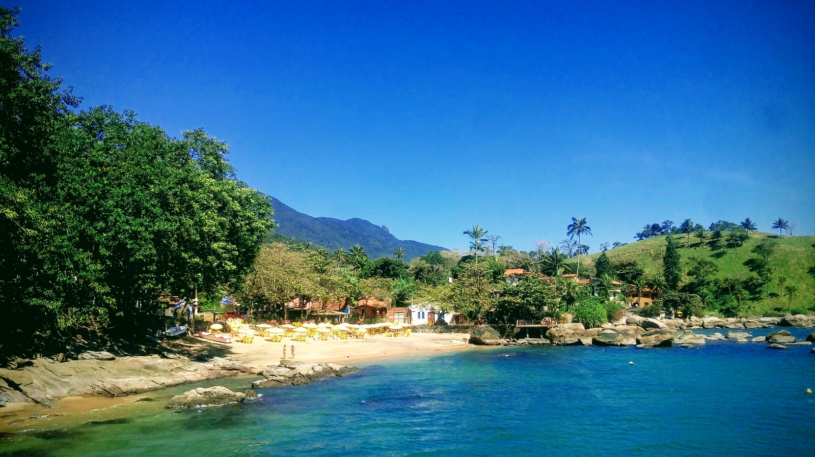 Foto van Praia do Portinho met hoog niveau van netheid