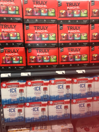 Grocery Store «Shiva Market», reviews and photos, 35 Washington St, Somersworth, NH 03878, USA