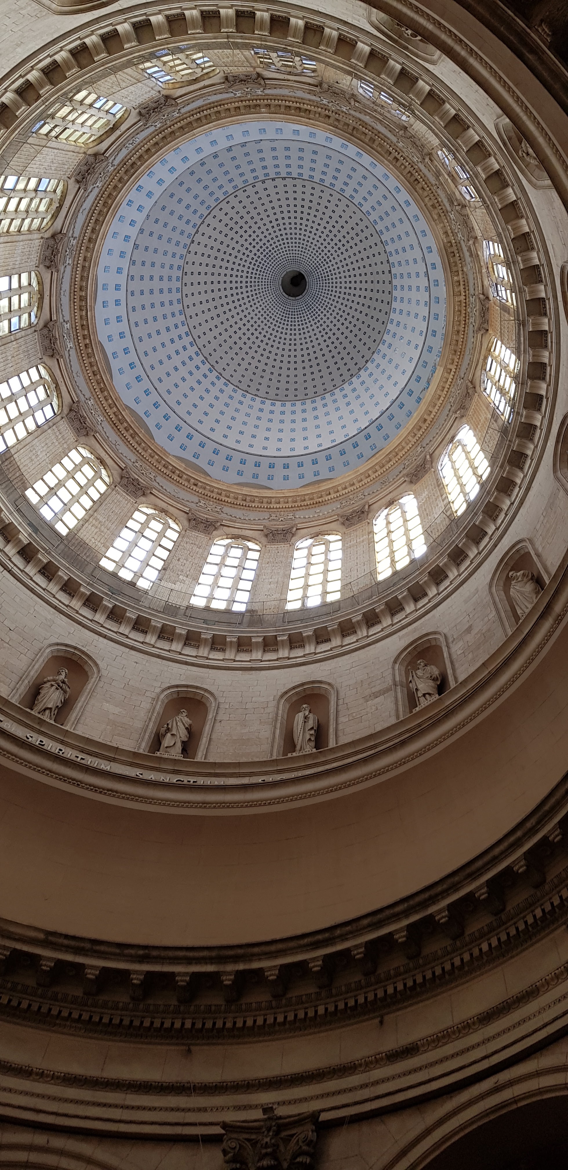 Photo n° 1 de l'avis de Jessy.a fait le 15/05/2019 à 04:20