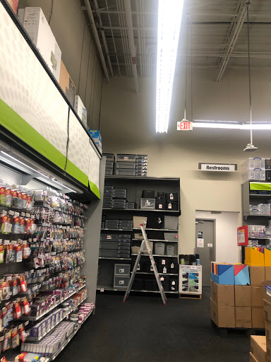 Office Supply Store «Staples», reviews and photos, 1075 N Main St, Warrington, PA 18976, USA