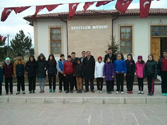 Başöğretmen Atatürk Ortaokulu